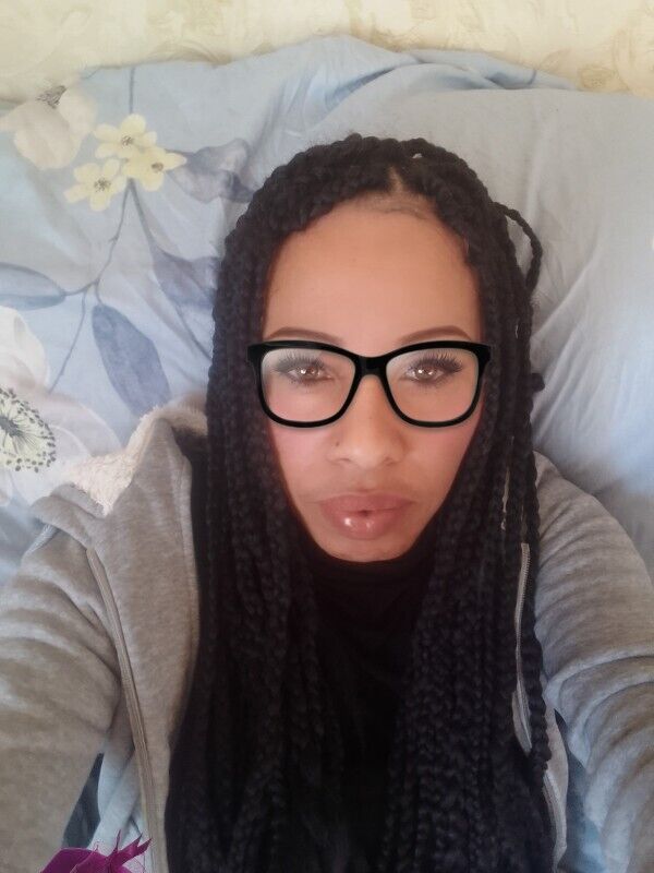  ,   Luna, 42 ,   ,   