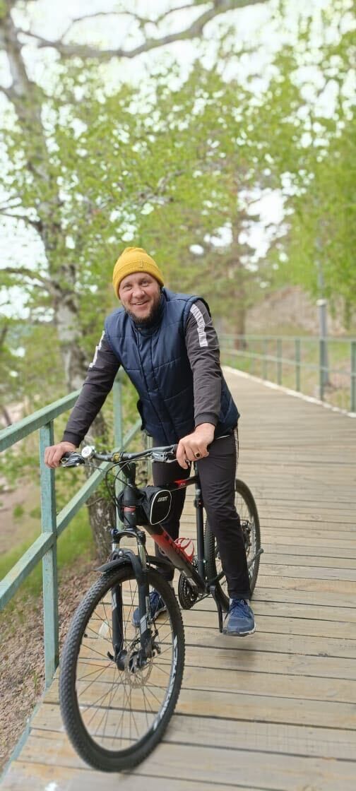  53831011  Salih, 40 ,    