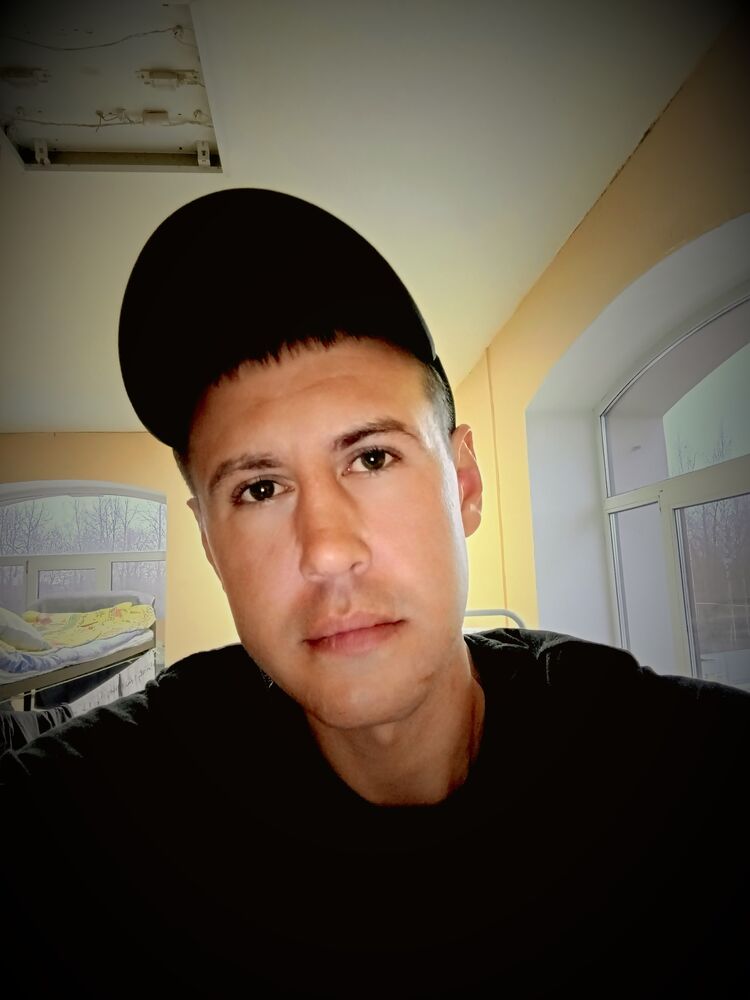 43079621  Vladimir, 35 ,    