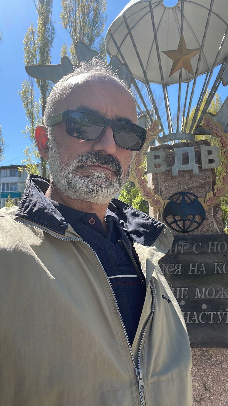  ,   , 52 ,   ,   