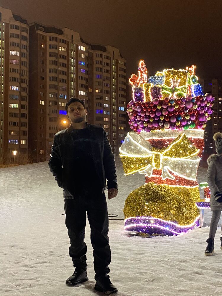  31639291  Kazim, 26 ,    