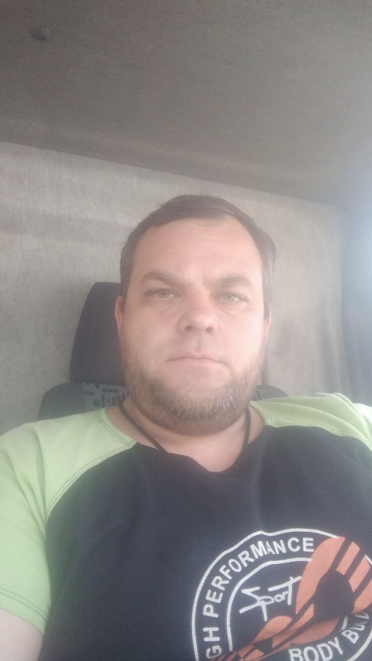  28705981  , 43 ,    