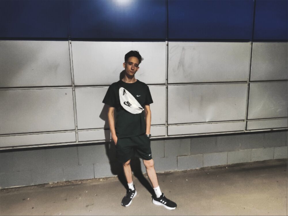  44496731  , 23 ,    