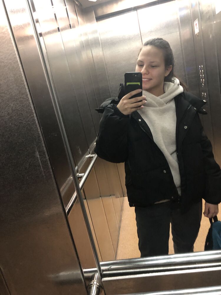  46876581  , 19 ,    