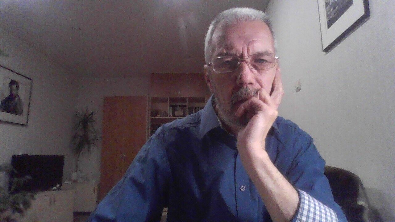  54184841  Alexandr, 63 ,    