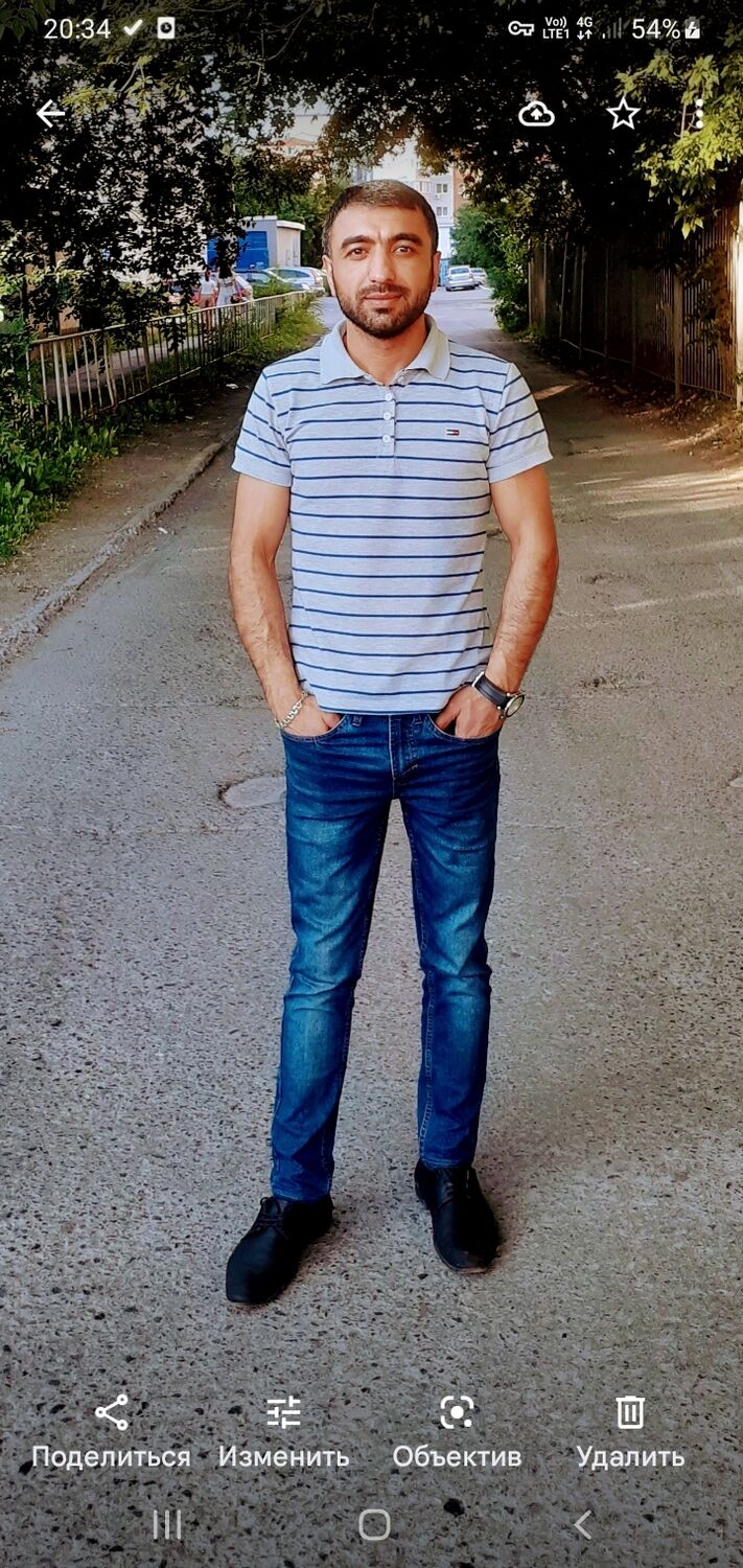  28410961  Emil, 33 ,    
