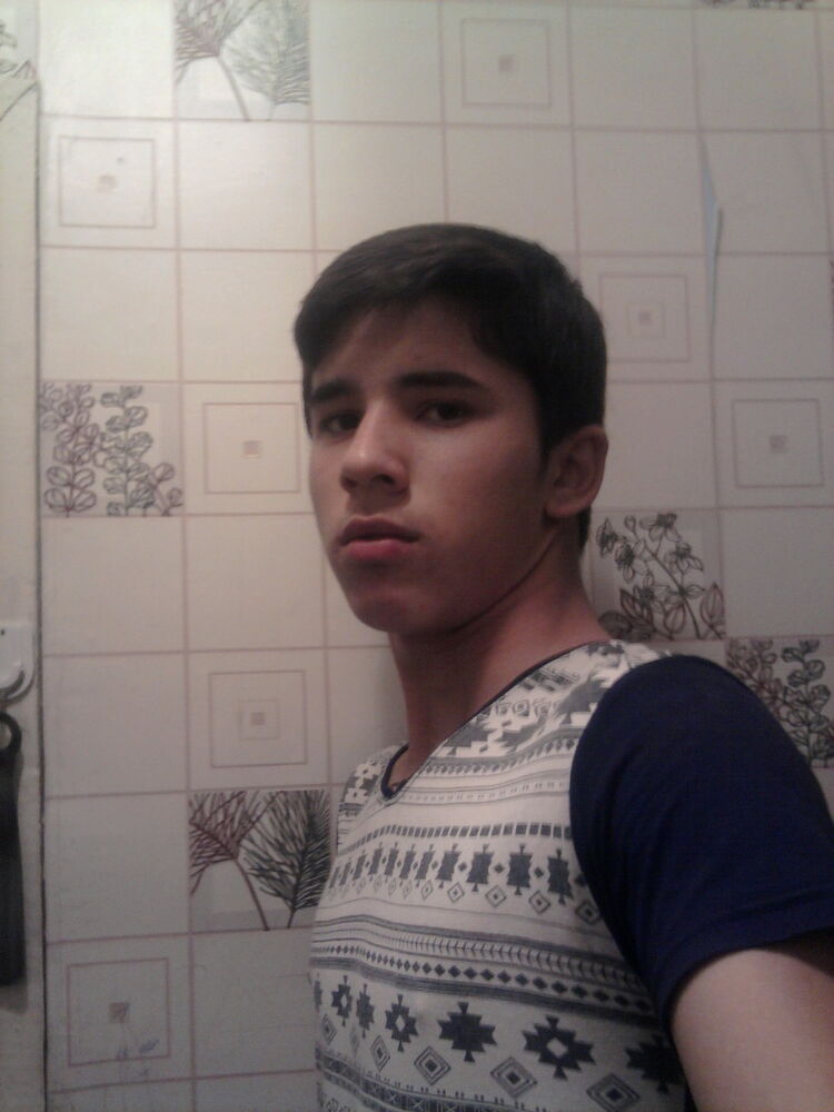  4949741  Jonik, 31 ,    