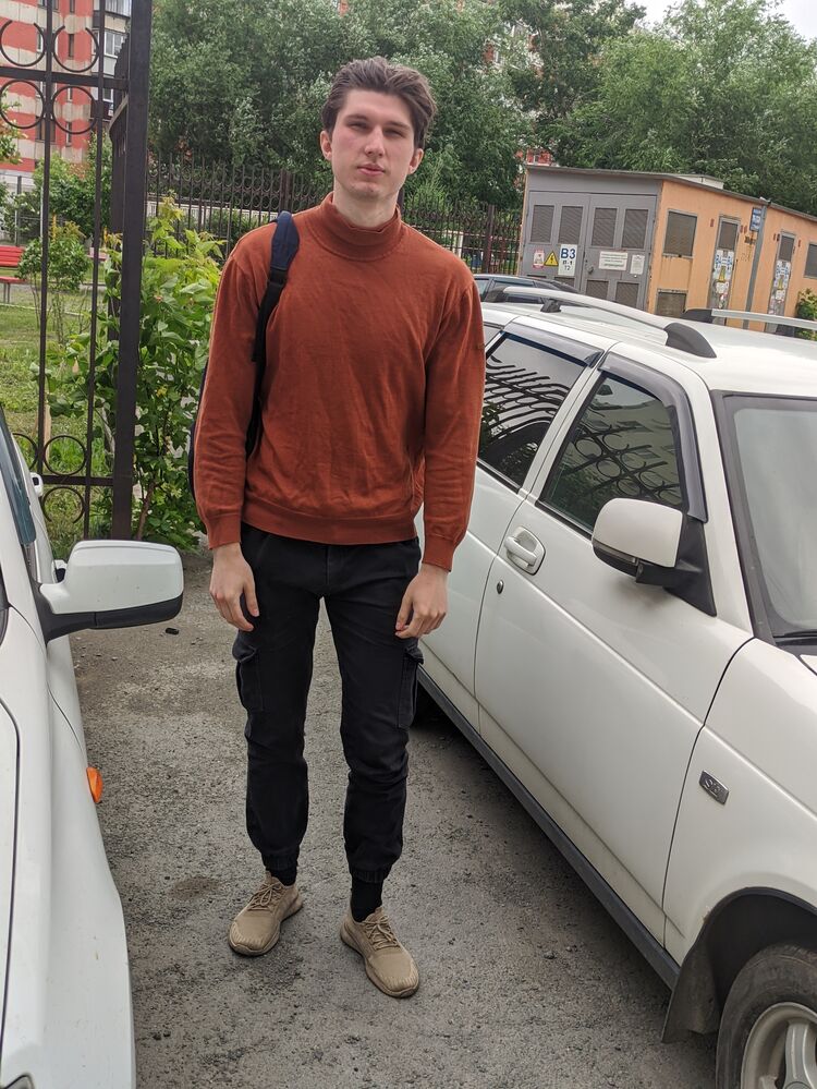  28082151  , 23 ,    