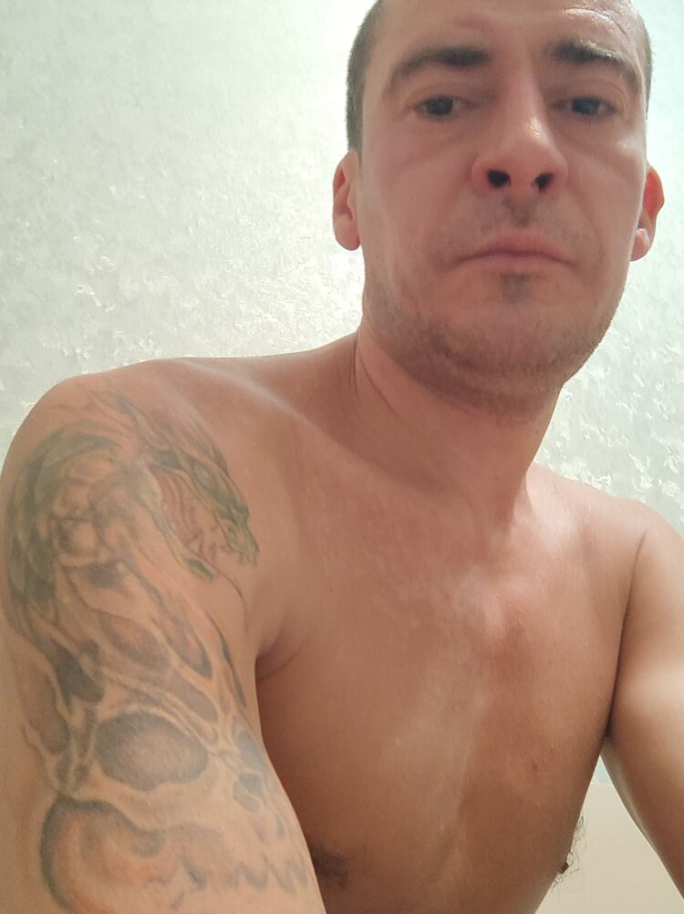  48607341  , 42 ,    