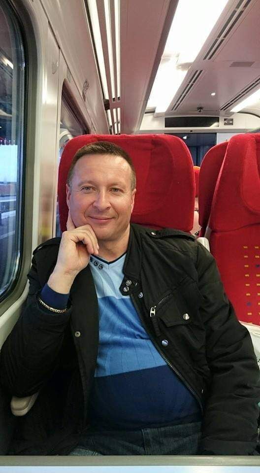  Abbots Langley,   Saulius, 51 ,   