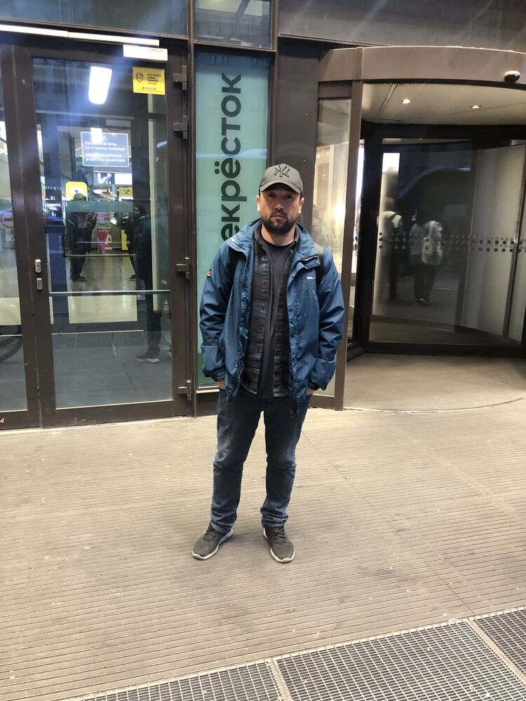  52828111  , 34 ,    