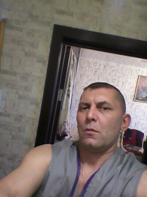  10816681  , 44 ,    
