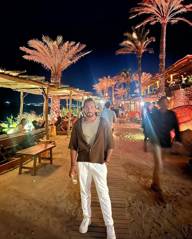  54127531  , 36 ,    -