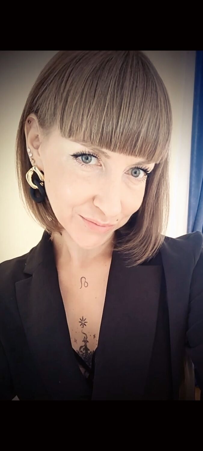 ���������� ������, ���� ������� Vikki Li, 32 ����, ������������ 