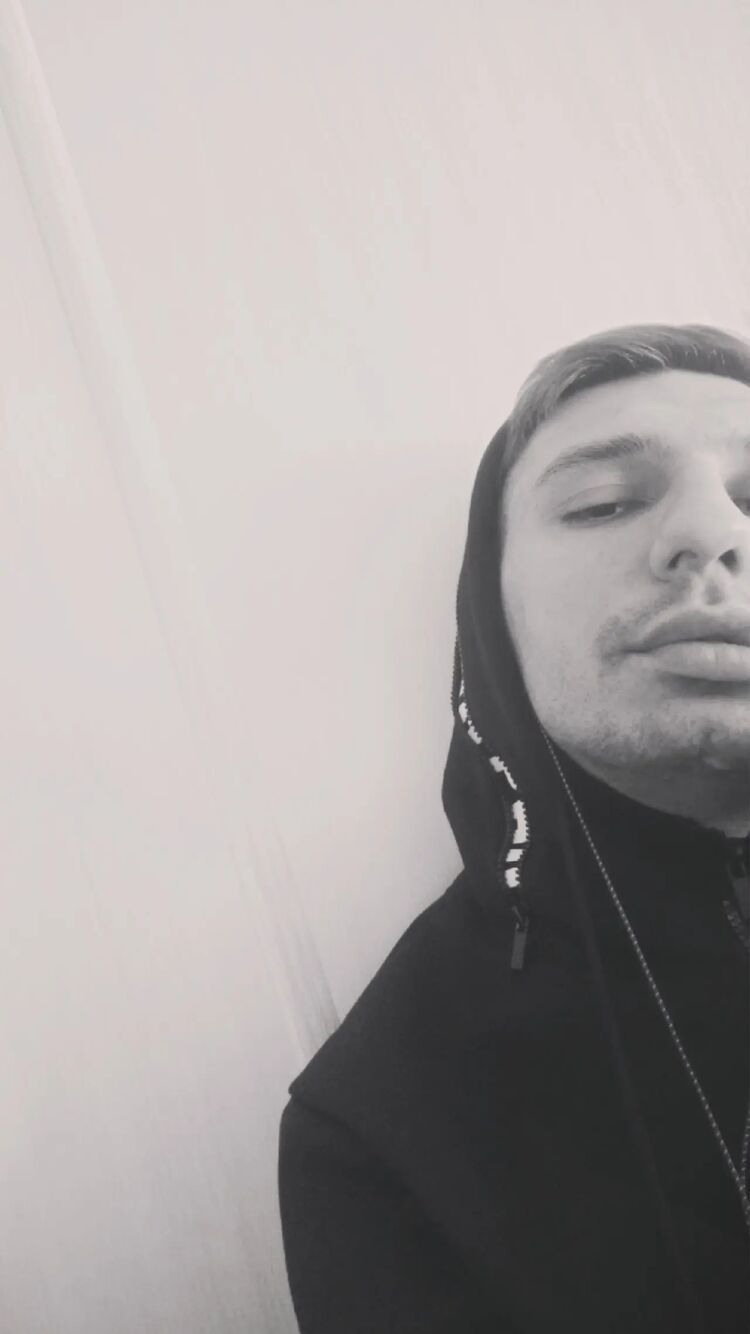  43323951  , 31 ,    