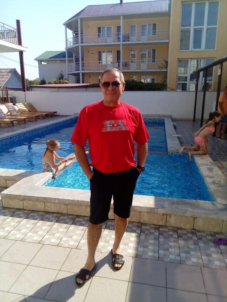  ,   Ashot, 64 ,   ,   