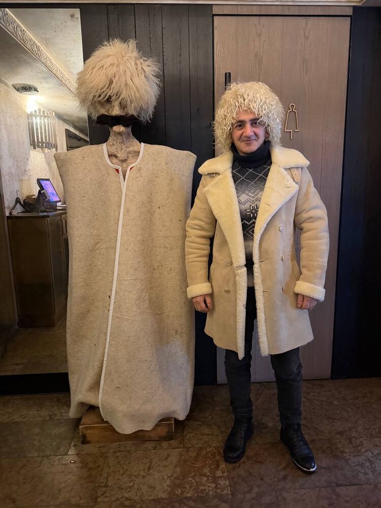 ���������� �����, ���� ������� Nuru, 42 ����, ������������ ��� c�������� ���������