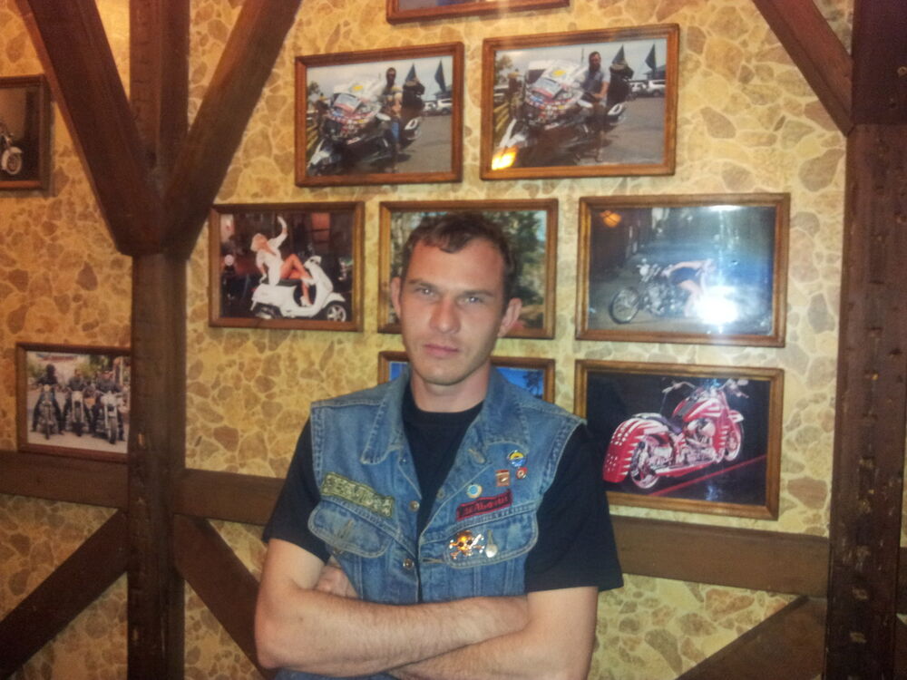  5209891  Sasha, 38 ,    