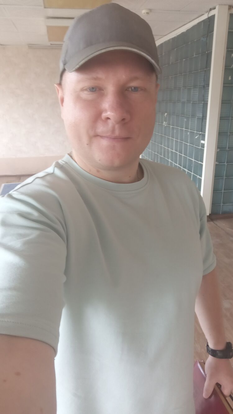  52845881  , 34 ,    