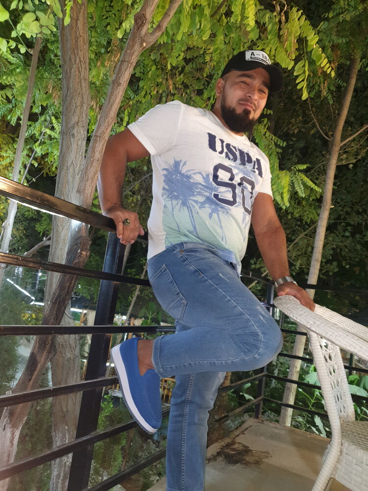  29227471  Joni, 35 ,    