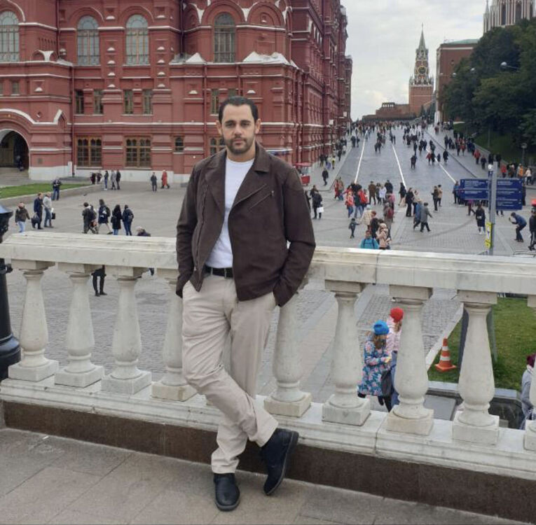  29582061  , 40 ,    -