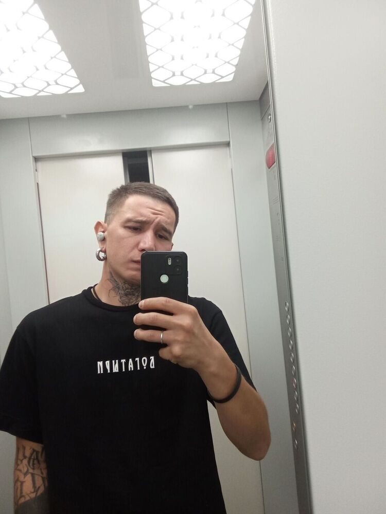  ,   GomerSkinson, 29 ,   ,   