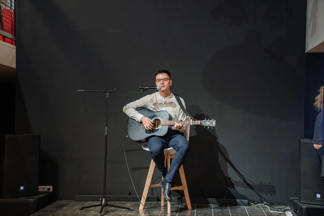 ���� 42363251 ����� ������, 20 ���, ���� ���������� � �����-����������