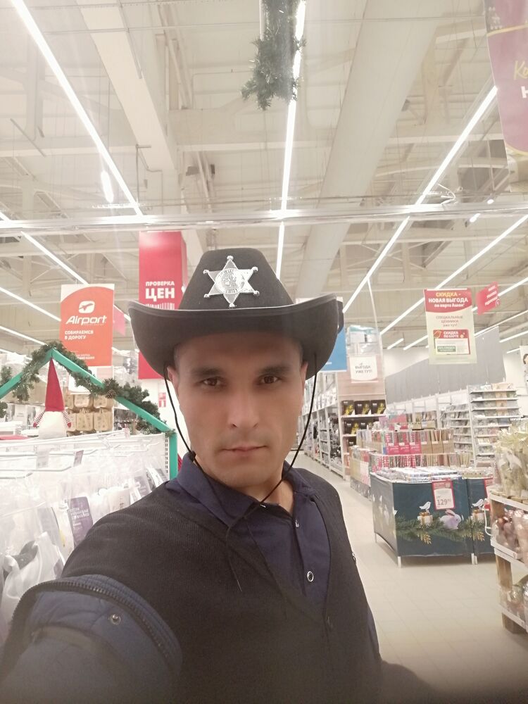  ,   Qahorjon, 35 ,   ,   