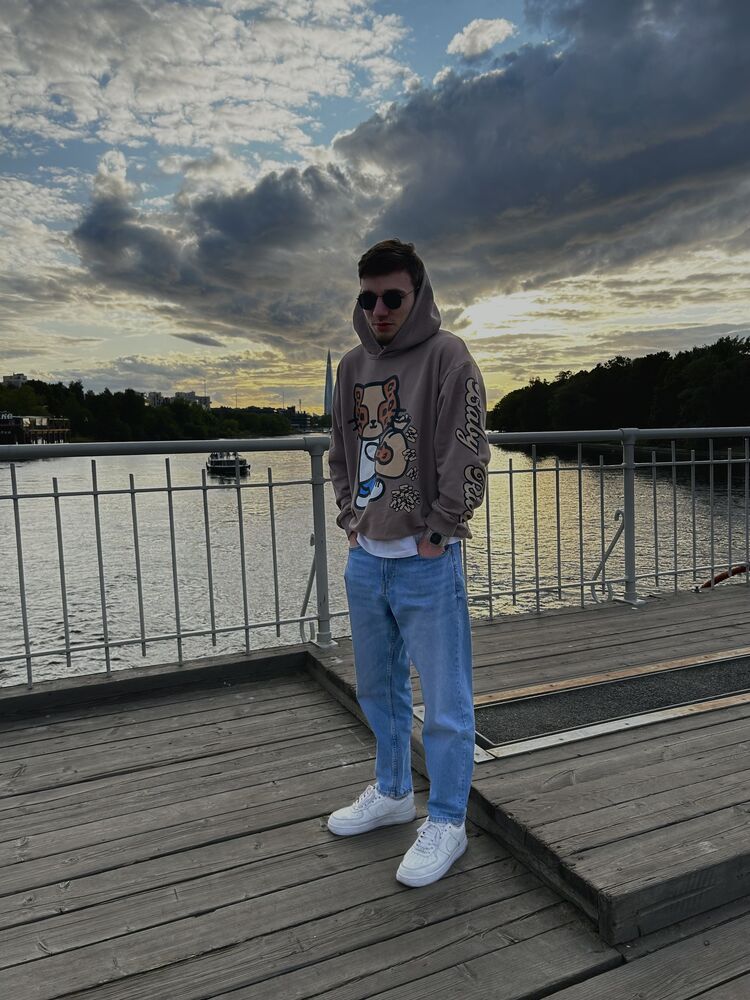  35574641  Kirill, 22 ,    -