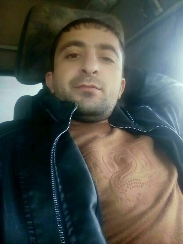  ,   Arman, 37 ,   ,   , c 