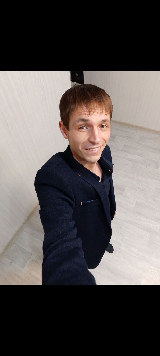  41228301  Igor, 34 ,     