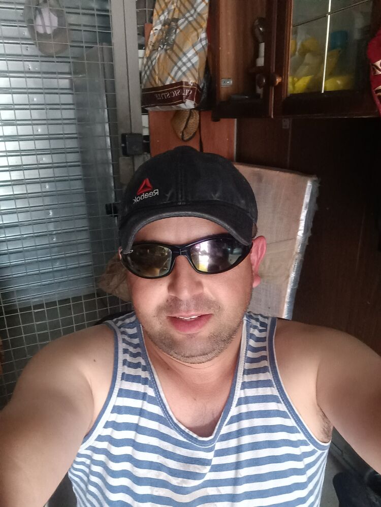 ,   Suleman, 41 ,   ,   , 