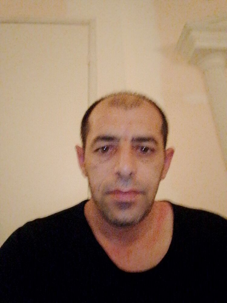  ,   Valod, 27 ,   ,   