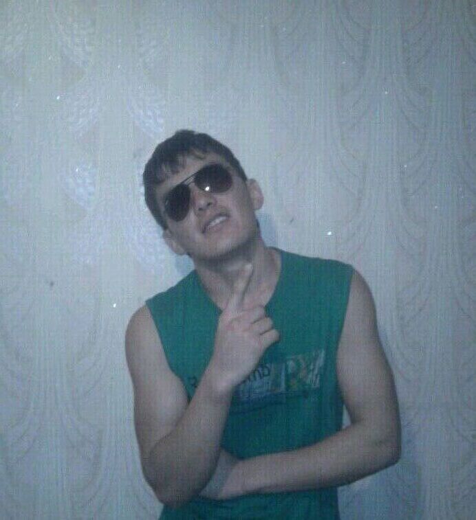  54042721  Begzod, 24 ,    