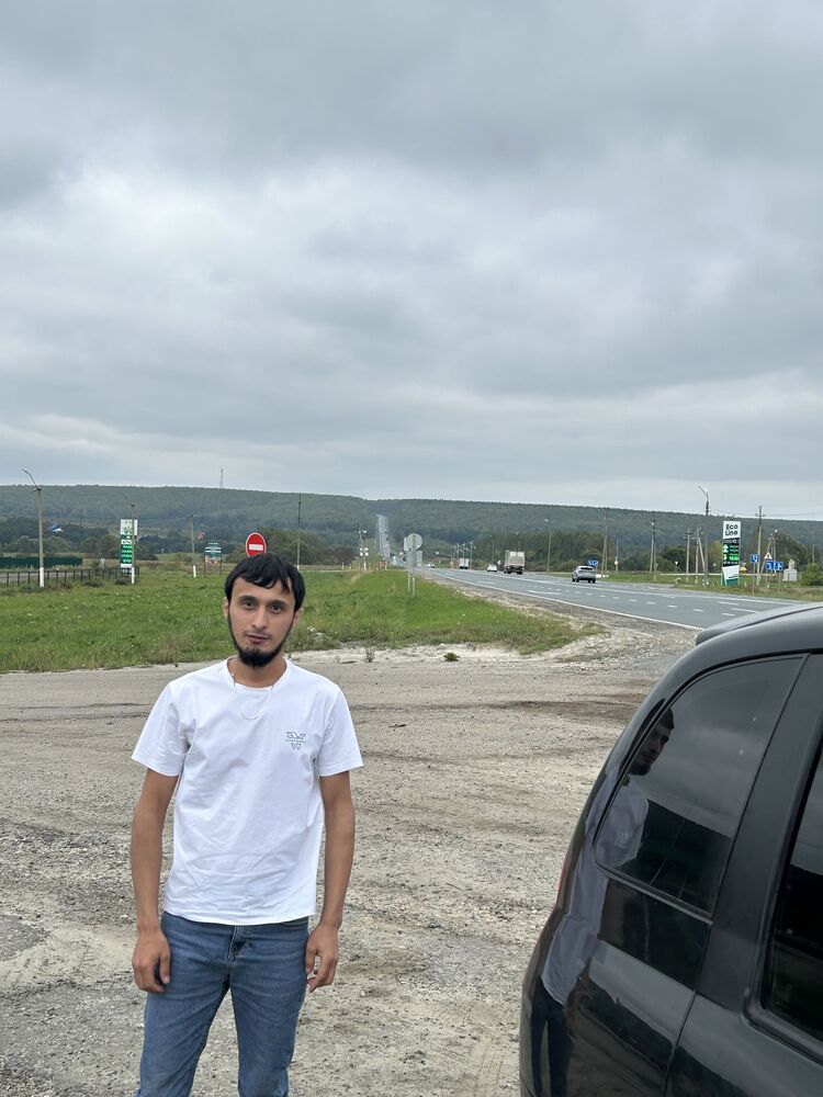  ,   Shuhratbek, 28 ,   ,   , c 