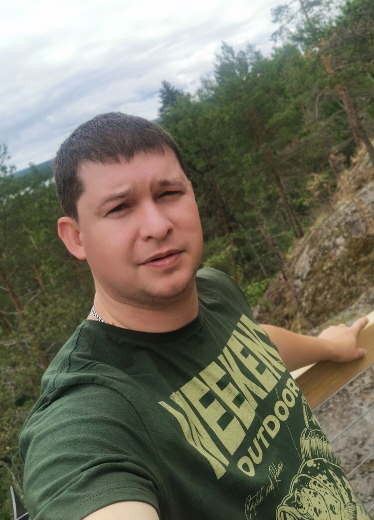   ,   Alex, 35 ,   ,   