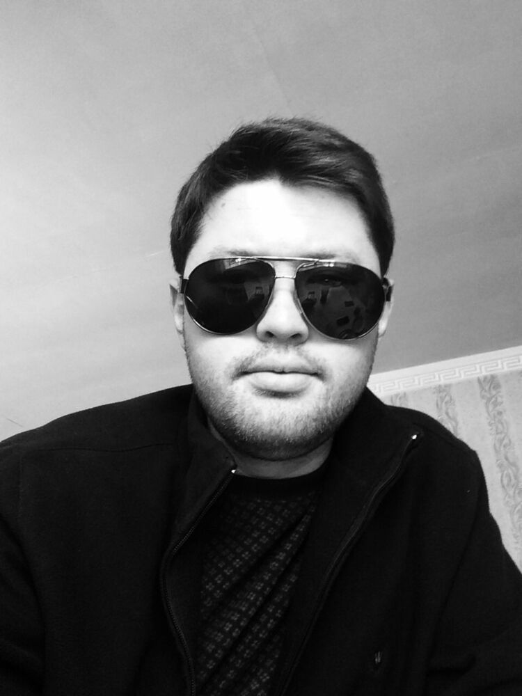  ,   Azat, 38 ,   