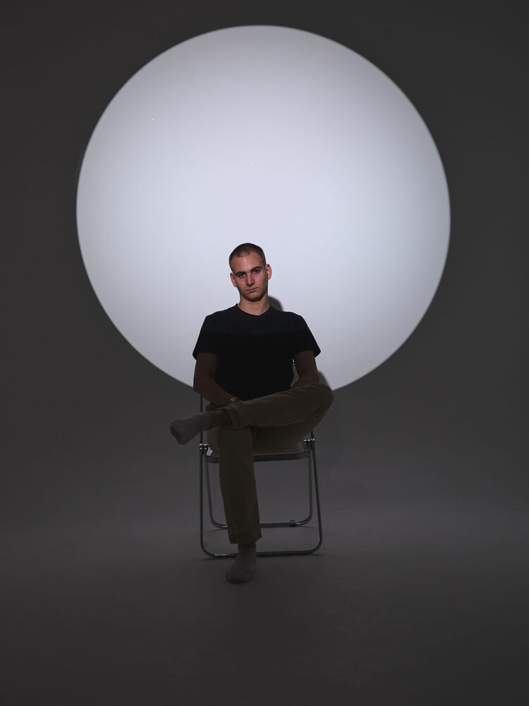 ���� 56183621 ����� ���������, 22 ����, ���� ���������� � ������