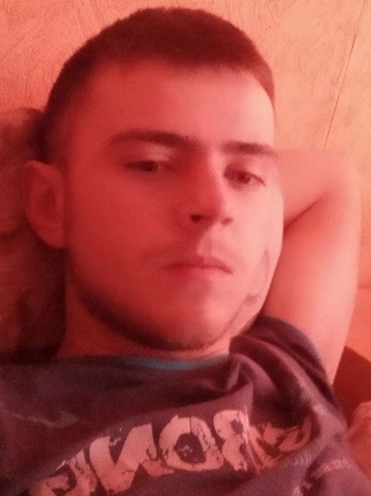  ,   Oleg, 27 ,   