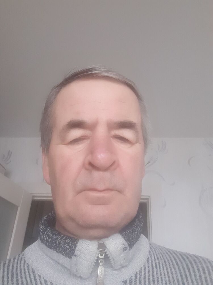  32082711  , 61 ,    