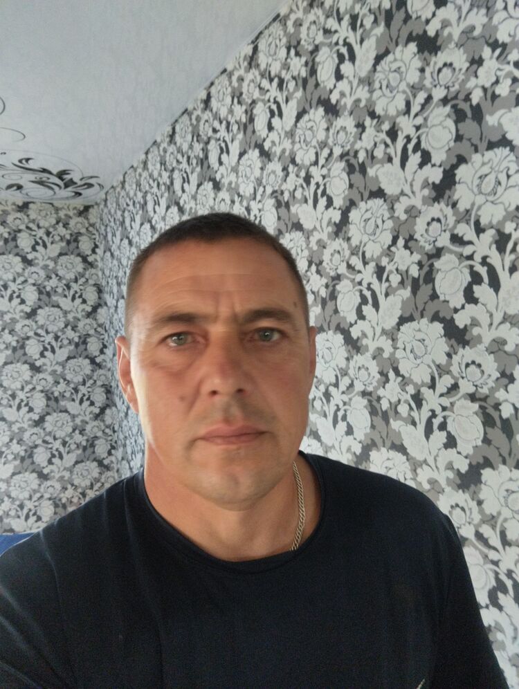  52935271  , 48 ,    