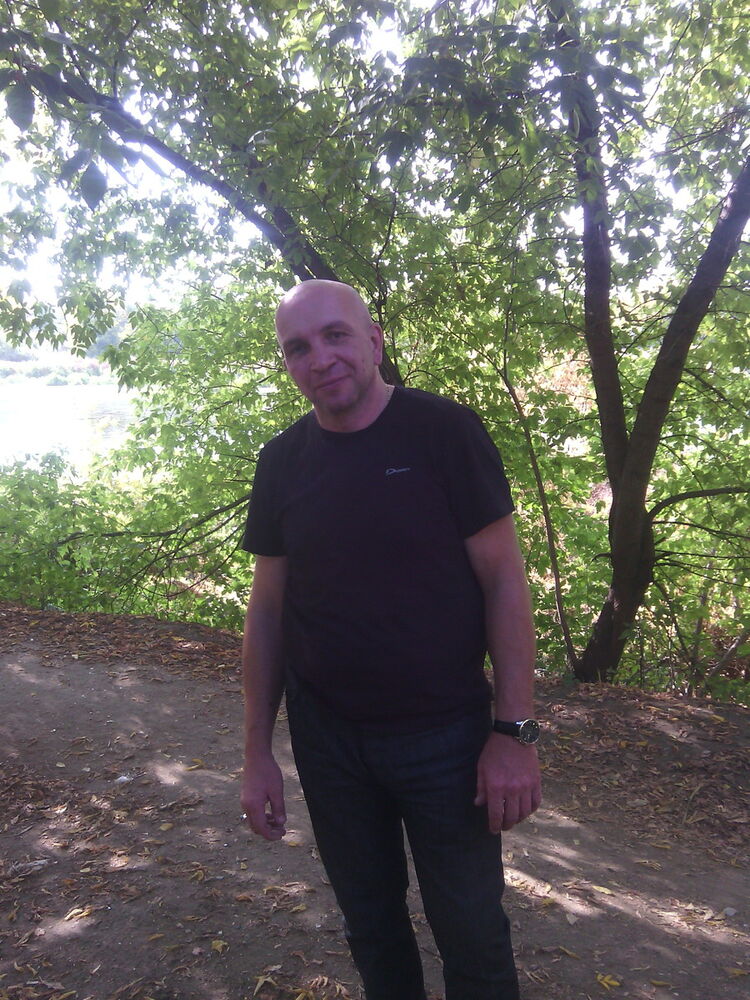  4928341  Leonid, 57 ,    