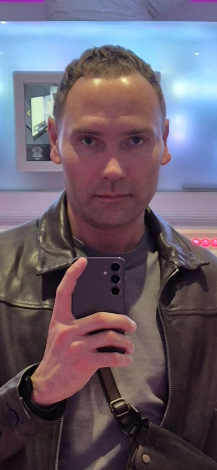  54042681  , 35 ,    Wuppertal