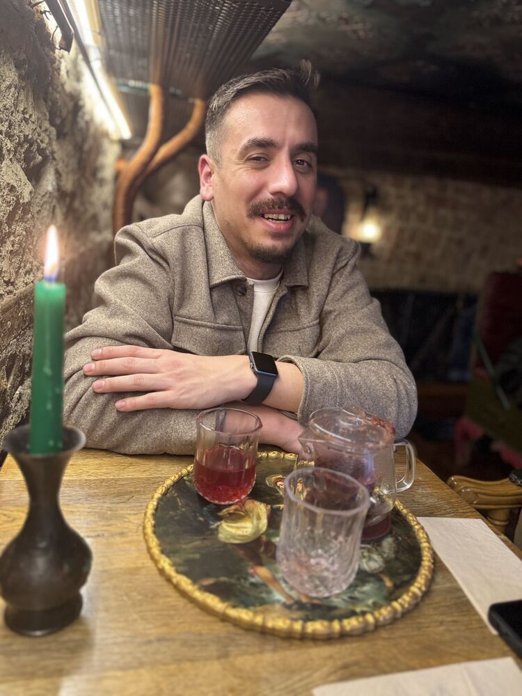 ,   Mehmetali, 31 ,   ,   