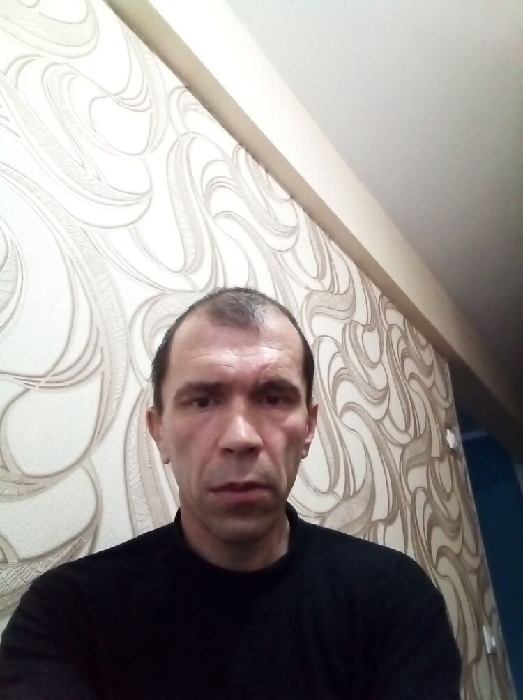  40223711  , 47 ,    