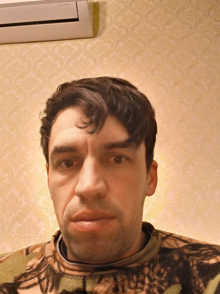  30831831  , 37 ,    