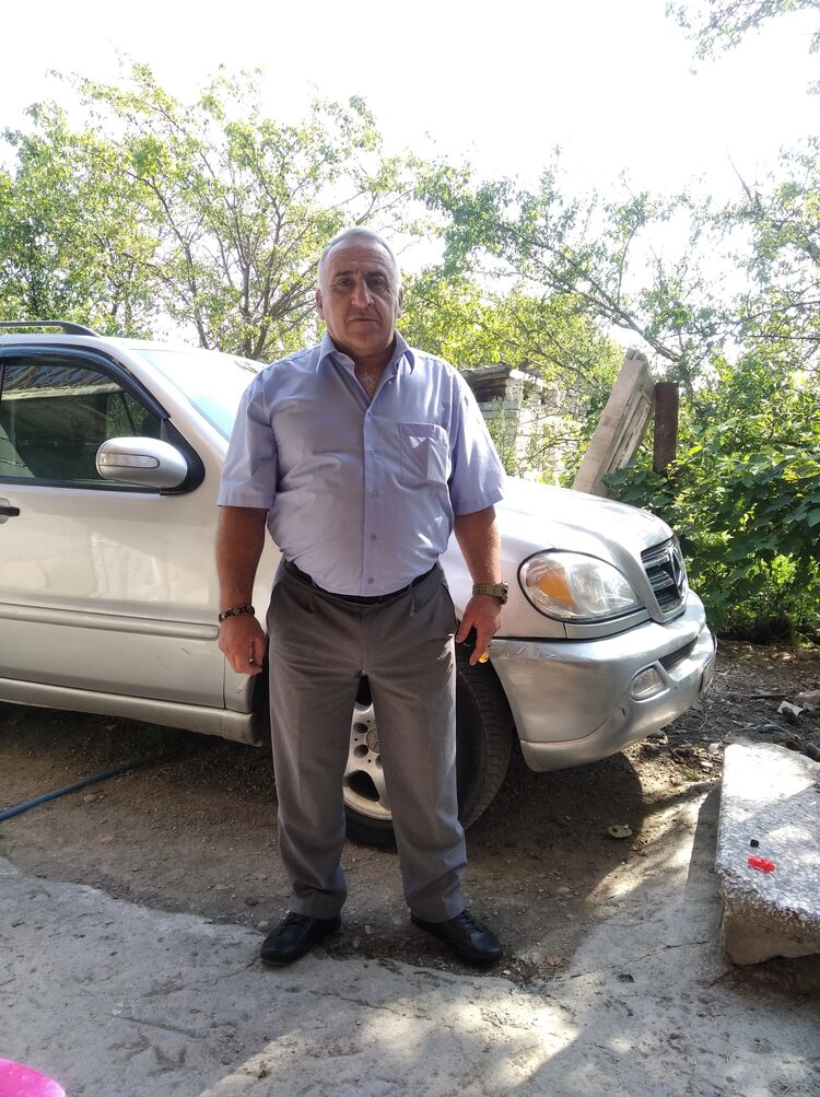  36601661  Gio, 56 ,    