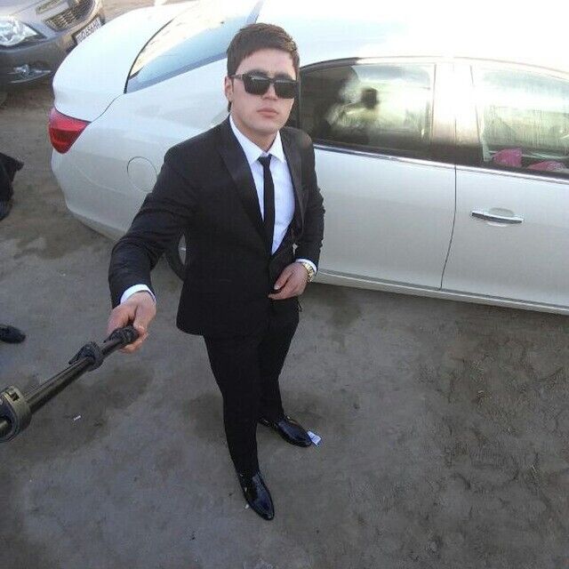  30284851  Maks, 30 ,    
