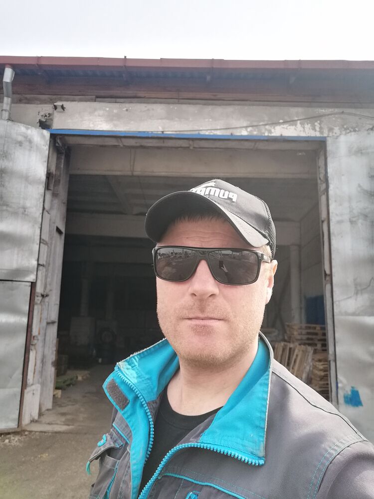  26270961  Andrey, 39 ,    