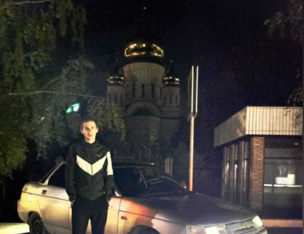  36366131  Maxim, 26 ,    